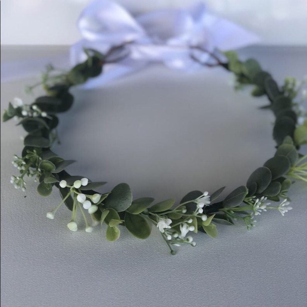 Flower girl crowns